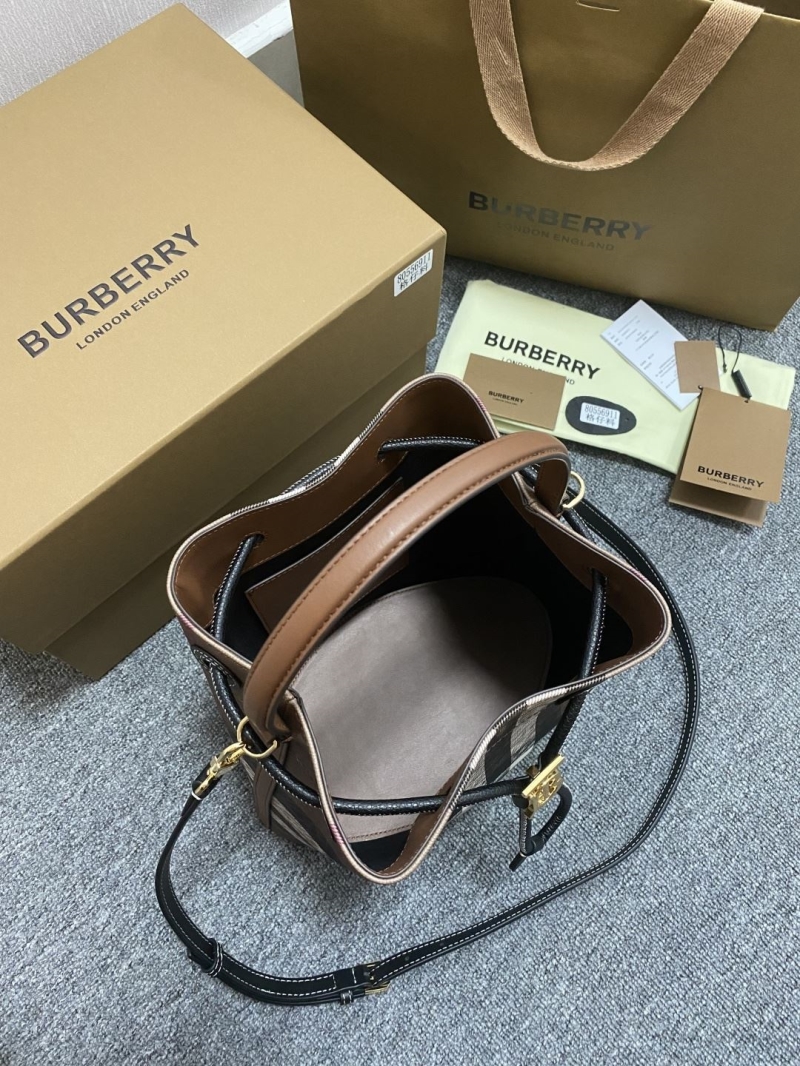 Bv*b*rry bucket bags